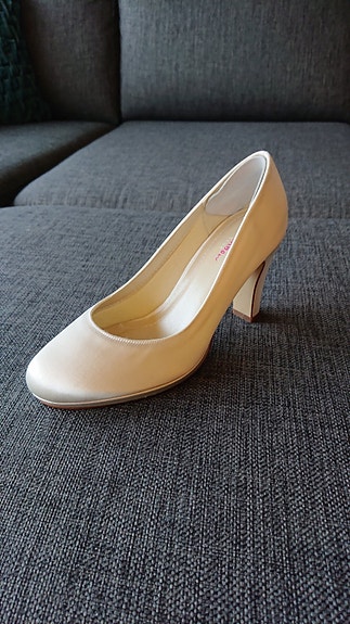 Product image 1 of 9