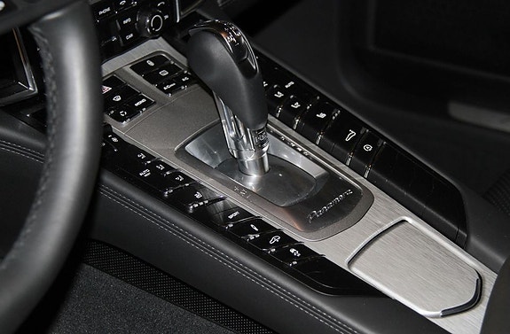 Porsche Panamera 8 of 18