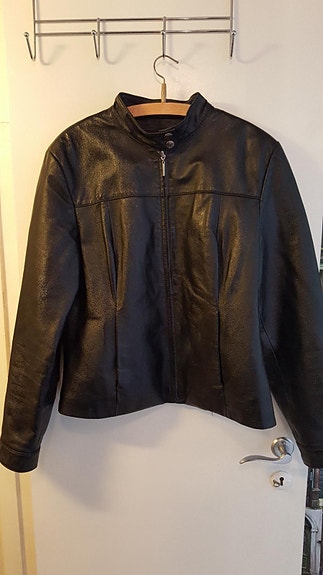Product image 1 of 6