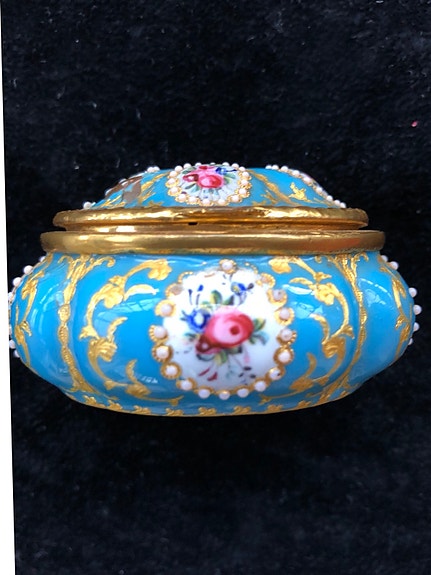 Product image 1 of 8