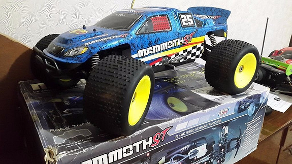Nitro Stadium Truck RTR Mammoth 1 8 FINN torget