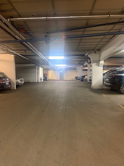 Fint oppvarmet garasjeanlegg