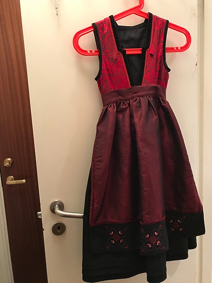 Product image 1 of 9