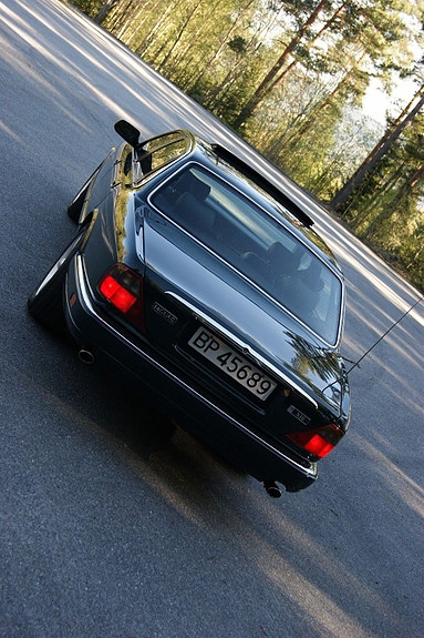 Jaguar XJ 9 of 30