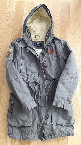 Product image 2 of 9
