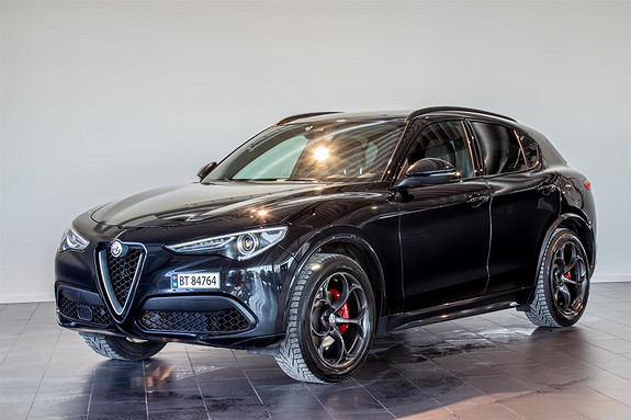 Alfa Romeo Stelvio 2.0 T SUPER 280 AWD "Høyt Utstyrsnivå"
