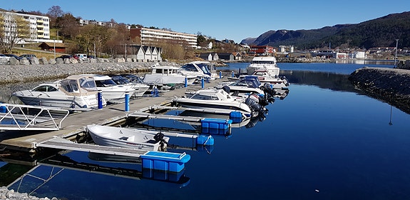 Spjelkavika Marina - Ledig båtplass på 3 meter bredde i Spjelkavika Marina 7 of 10
