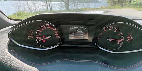 Peugeot 308 15 of 29
