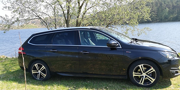 Peugeot 308 7 of 29