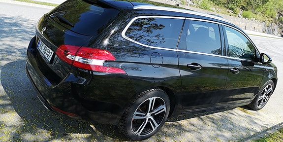 Peugeot 308 10 of 29
