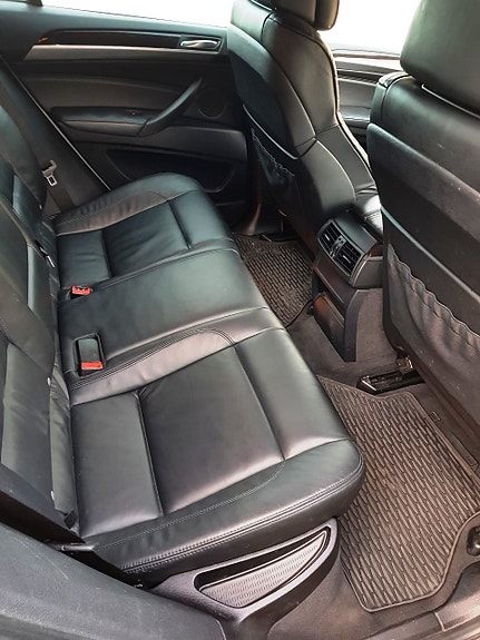 BMW X6 15 of 16