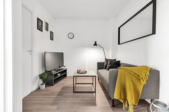 Velkommen til Vibes gate 9B. Et fantastisk utleieobjekt. 3 rom. Lave FK. God standard. Oppgradert 2019. Effektiv planløsning. Attraktiv beliggenhet