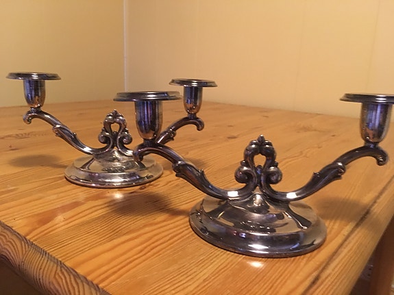 Product image 1 of 2