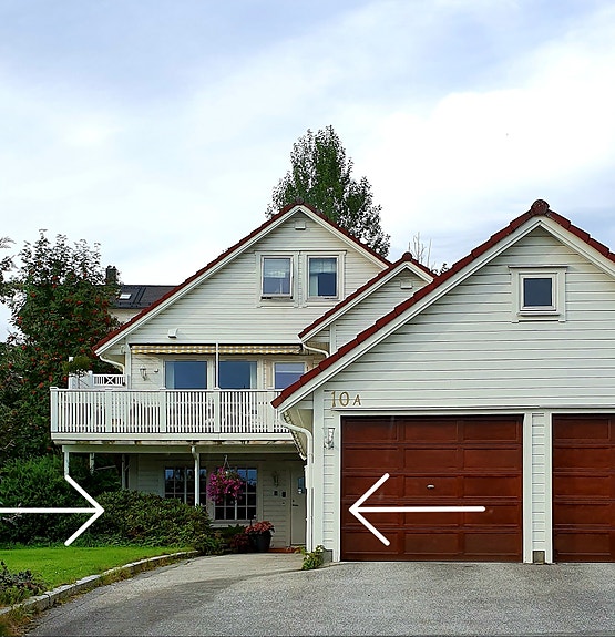 Leilighet i 1 etasje. Egen inngang. Stue til venstre, soverom til høyre