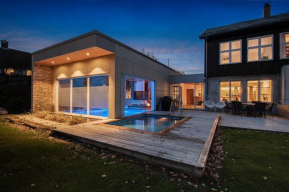 Velkommen til Lauvåsvågen 12- PrivatMegleren v/Janne Mette Bergesen. tlf 922 09 041