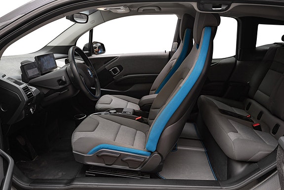 BMW i3 4 of 5
