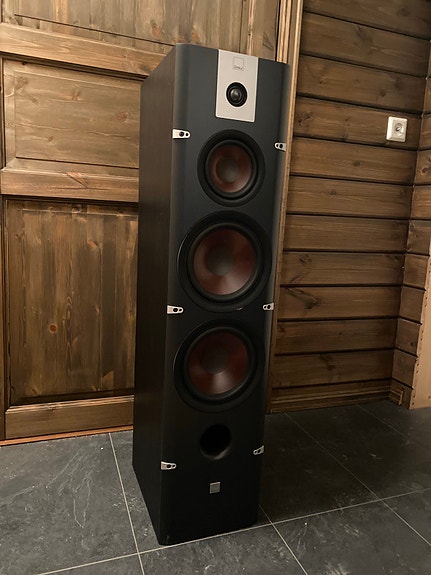 Product image 1 of 8