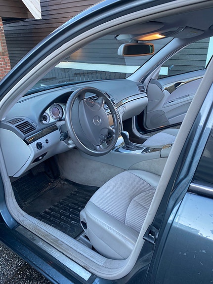 Mercedes-Benz E-Klasse 12 of 14