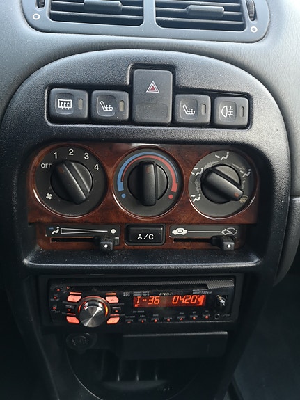 Rover 25 9 of 15