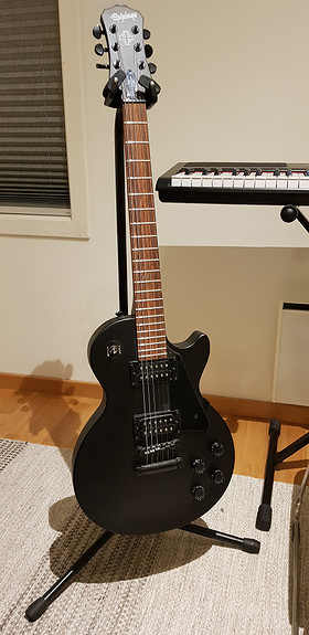 Epiphone Goth Les Paul Studio | FINN torget