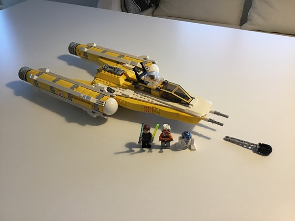 Lego - Star Wars - 8037 - Anakin's Y-wing Starfighter