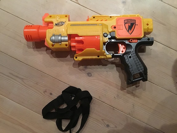 Product image 1 of 2