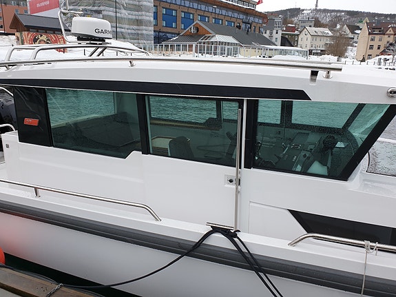 Axopar 37 cabin, Til Leie 9 of 13