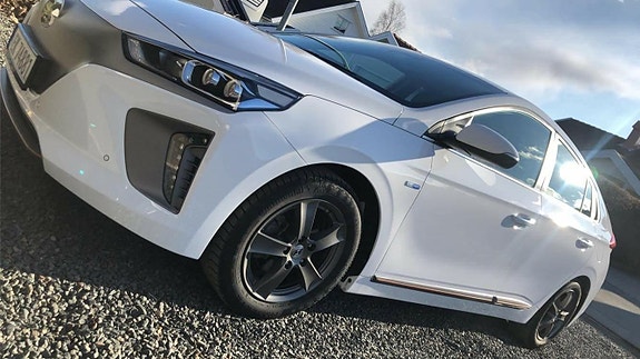 Hyundai IONIQ 4 of 5