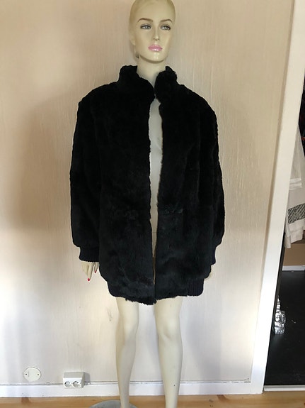 Product image 1 of 9