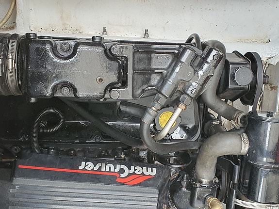 Maxum 2800 SCR 26 of 30