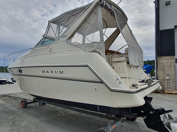 Maxum 2800 SCR 6 of 30