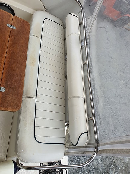 Maxum 2800 SCR 10 of 30