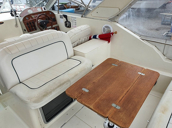Maxum 2800 SCR 9 of 30