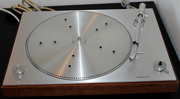 Product image 1 of 8