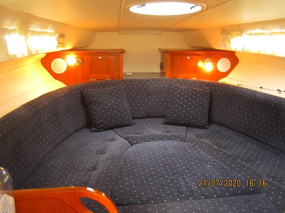 Marex 290 Sun Cruicer. 5 of 30