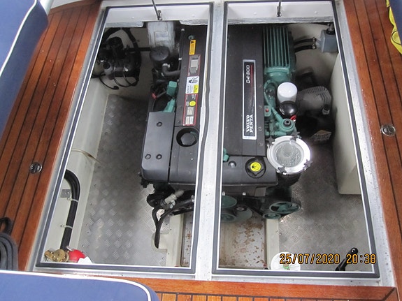 Marex 290 Sun Cruicer. 22 of 30