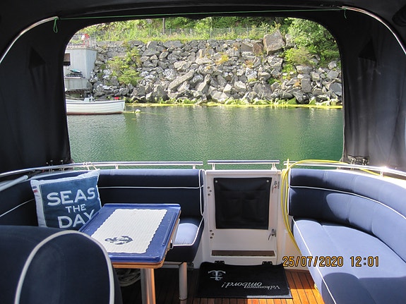 Marex 290 Sun Cruicer. 17 of 30
