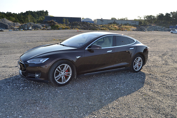 Bruktbilkalkulator | Hva koster det å eie 2014 Tesla Model S?