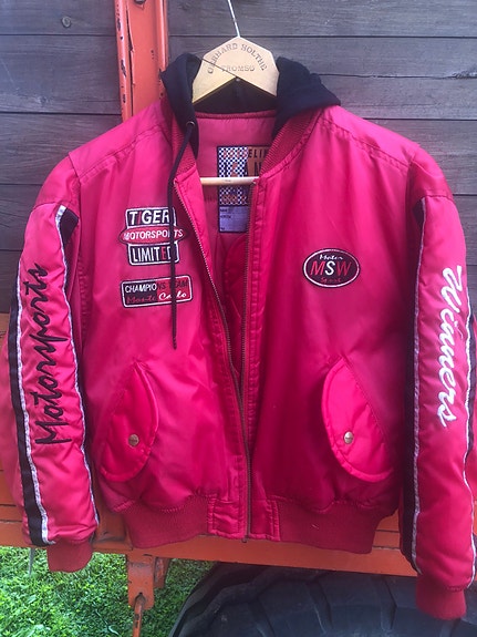 Product image 1 of 8
