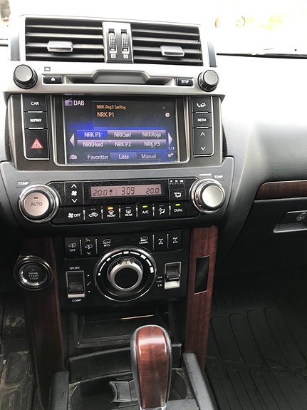 Toyota Land Cruiser 13 of 20