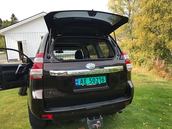 Toyota Land Cruiser 20 of 20