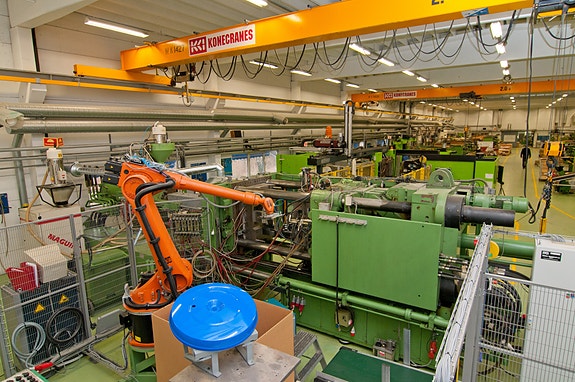 6-aksede roboter