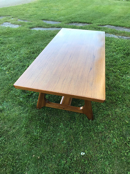 Sjelden design, massivt og stødig