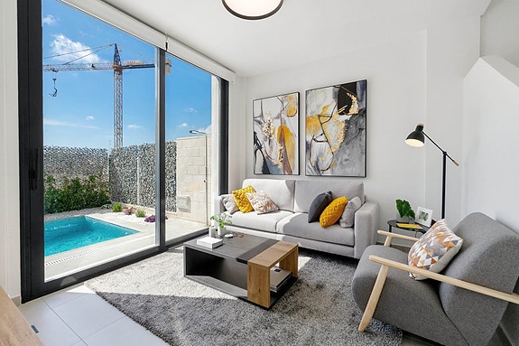 En megler med gode referanser - SPANIA1.no