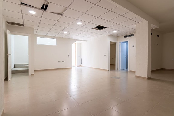 En megler med gode referanser - SPANIA1.no