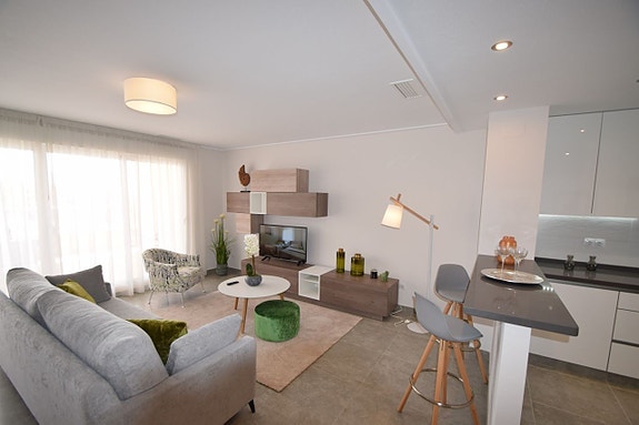 En megler med gode referanser - SPANIA1.no