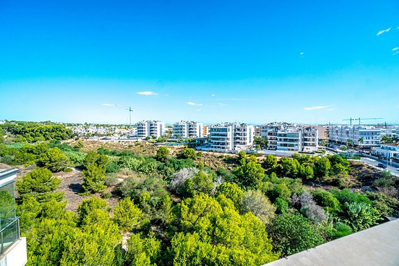 En megler med gode referanser - SPANIA1.no