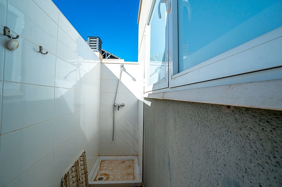 En megler med gode referanser - SPANIA1.no