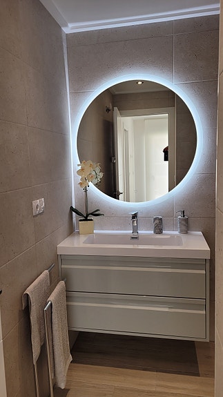 En megler med gode referanser - SPANIA1.no