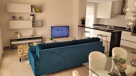 En megler med gode referanser - SPANIA1.no